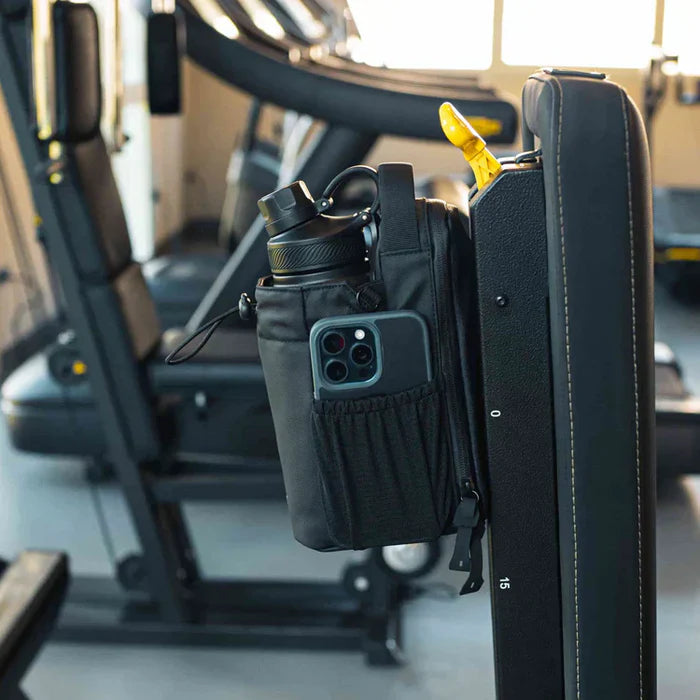 Stravo™ Magnetic Gym Bag